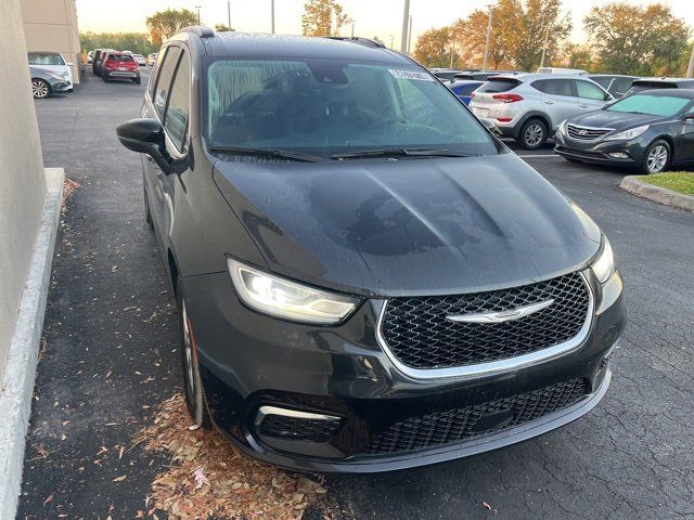 2022 Chrysler Pacifica Touring-L