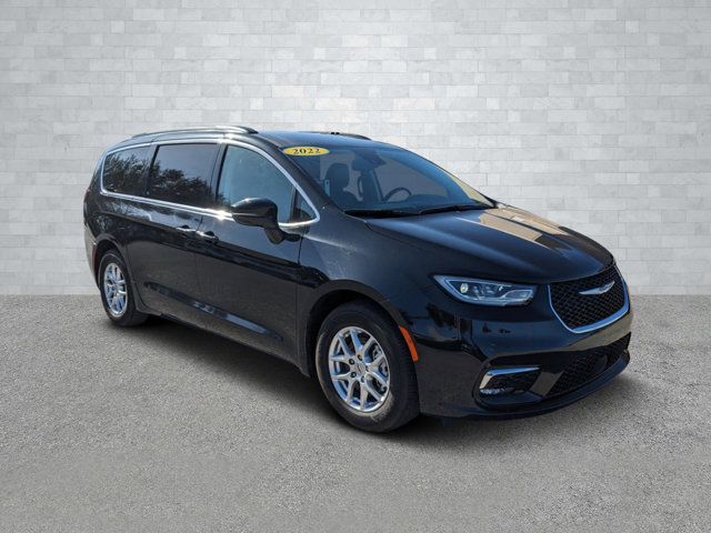 2022 Chrysler Pacifica Touring-L