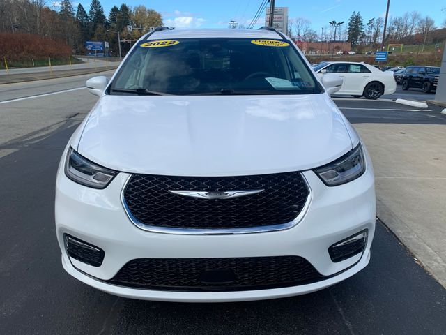 2022 Chrysler Pacifica Touring-L