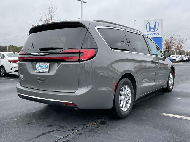 2022 Chrysler Pacifica Touring-L