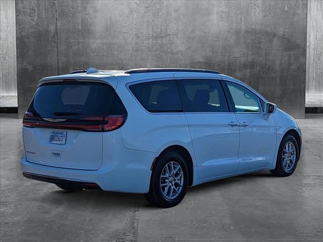 2022 Chrysler Pacifica Touring-L