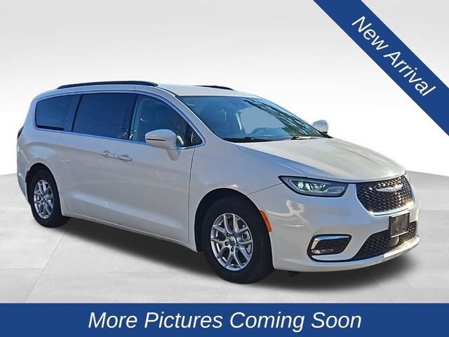 2022 Chrysler Pacifica Touring-L