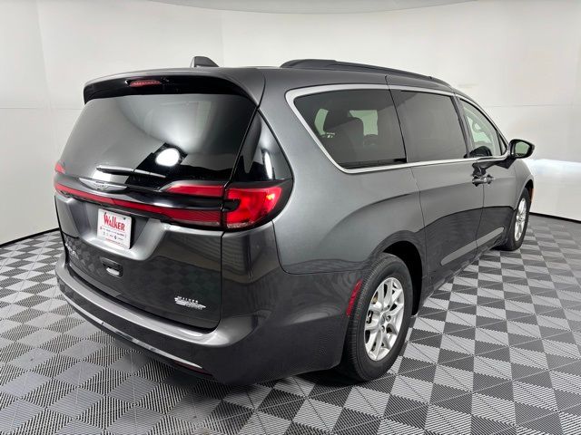 2022 Chrysler Pacifica Touring-L