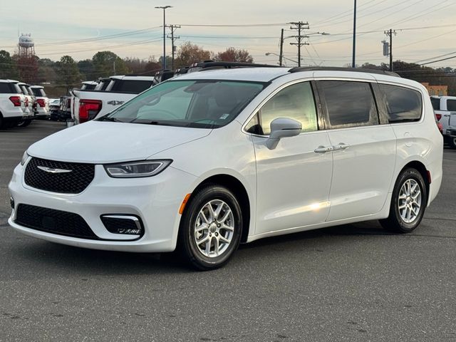 2022 Chrysler Pacifica Touring-L