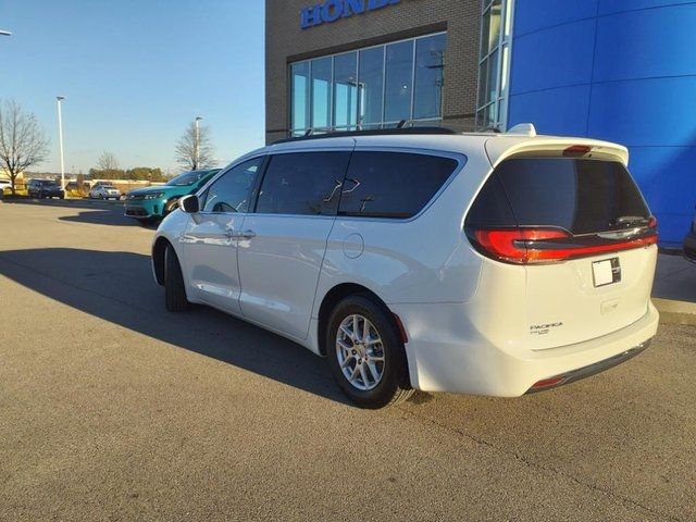 2022 Chrysler Pacifica Touring-L