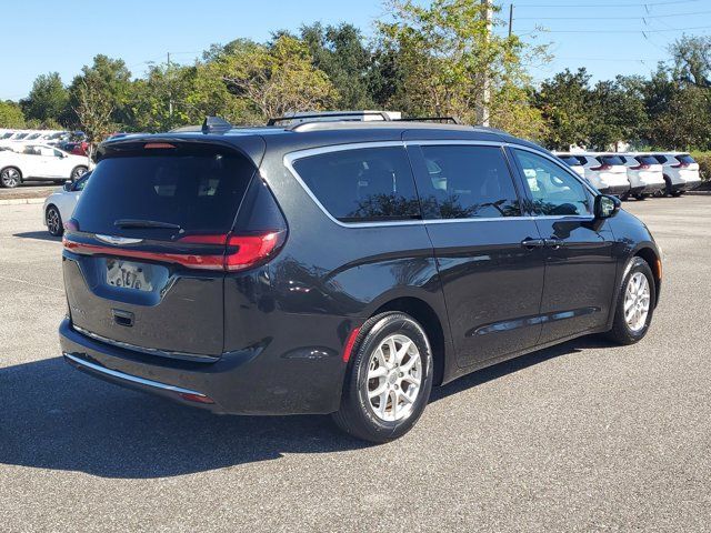 2022 Chrysler Pacifica Touring-L