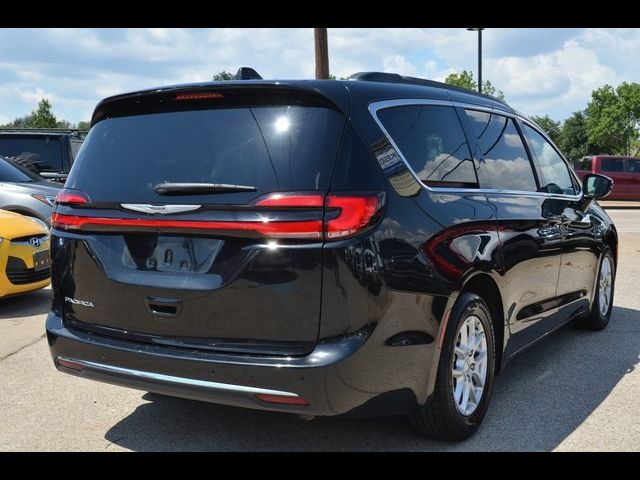 2022 Chrysler Pacifica Touring-L