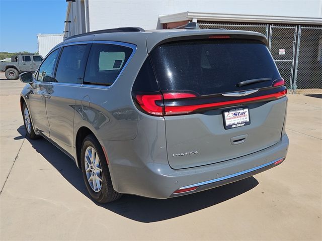 2022 Chrysler Pacifica Touring-L