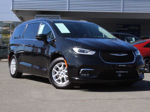 2022 Chrysler Pacifica Touring-L