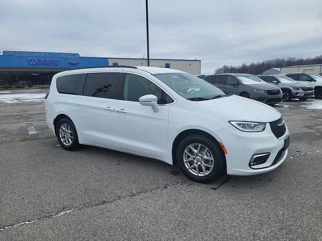 2022 Chrysler Pacifica Touring-L