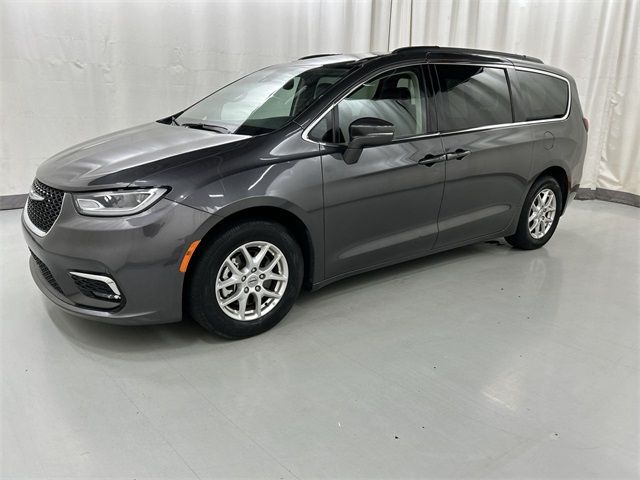 2022 Chrysler Pacifica Touring-L