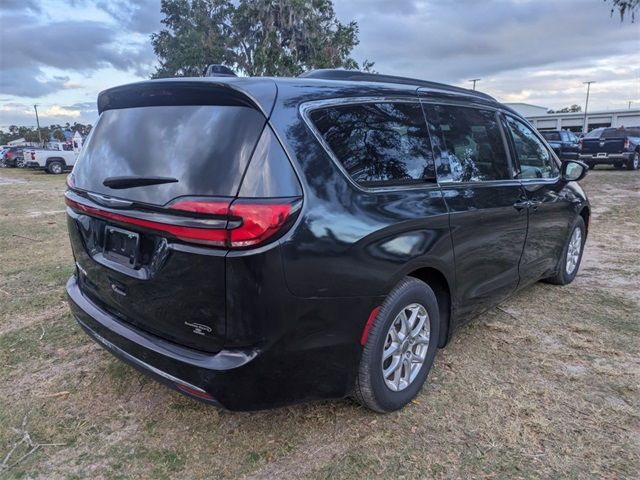 2022 Chrysler Pacifica Touring-L