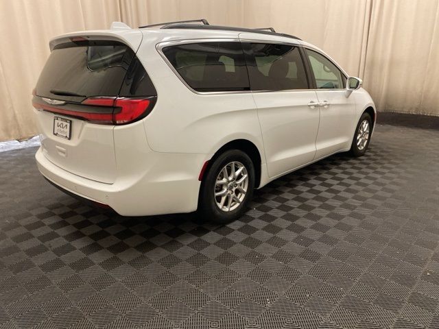 2022 Chrysler Pacifica Touring-L