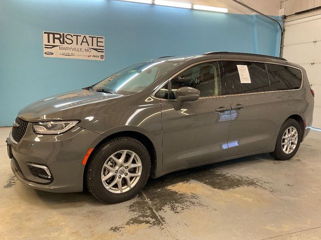 2022 Chrysler Pacifica Touring-L