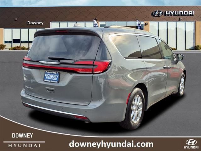 2022 Chrysler Pacifica Touring-L