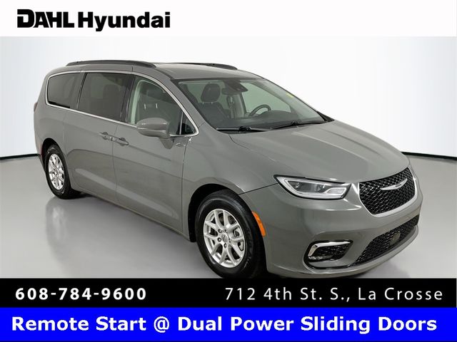 2022 Chrysler Pacifica Touring-L