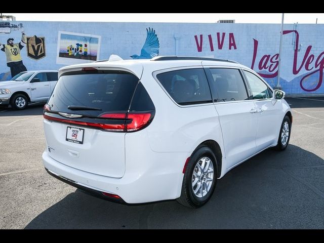 2022 Chrysler Pacifica Touring-L