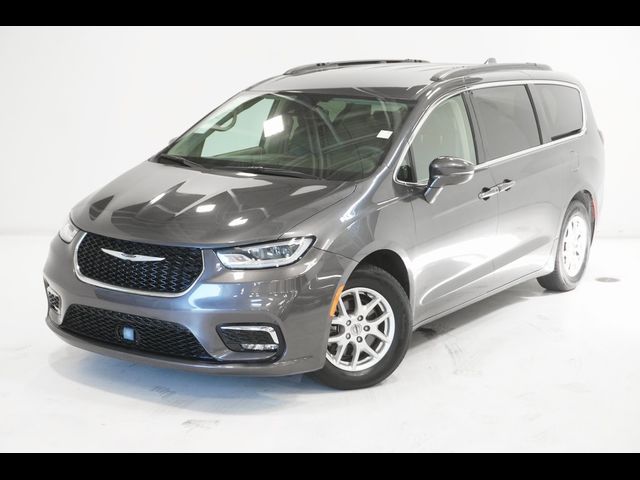 2022 Chrysler Pacifica Touring-L