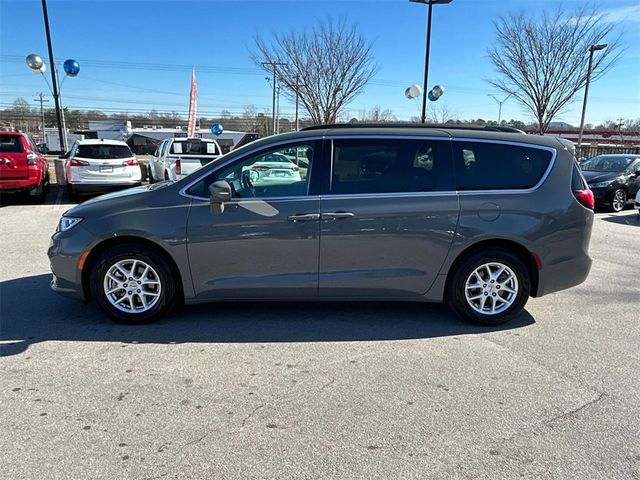 2022 Chrysler Pacifica Touring-L