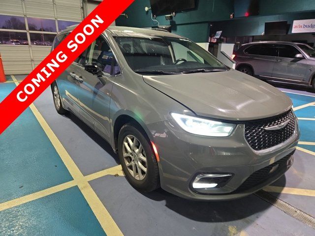 2022 Chrysler Pacifica Touring-L