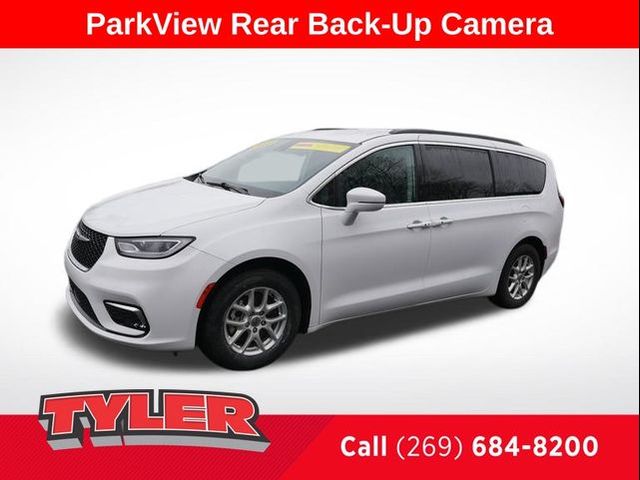 2022 Chrysler Pacifica Touring-L