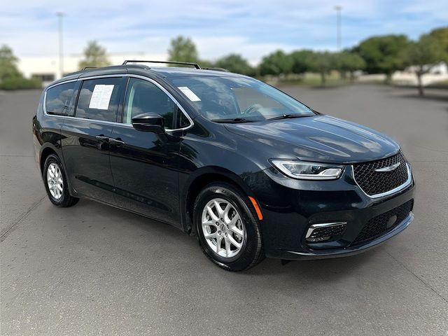 2022 Chrysler Pacifica Touring-L