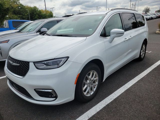 2022 Chrysler Pacifica Touring-L