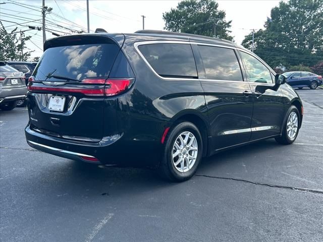 2022 Chrysler Pacifica Touring-L