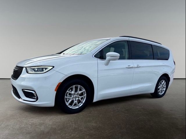 2022 Chrysler Pacifica Touring-L