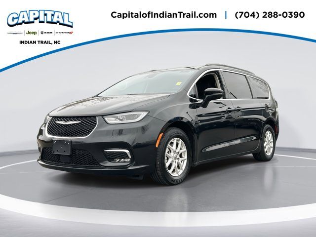 2022 Chrysler Pacifica Touring-L