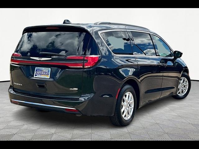 2022 Chrysler Pacifica Touring-L