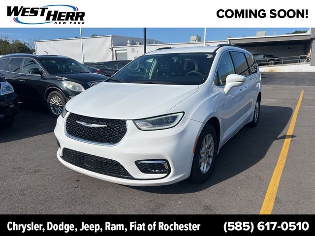 2022 Chrysler Pacifica Touring-L