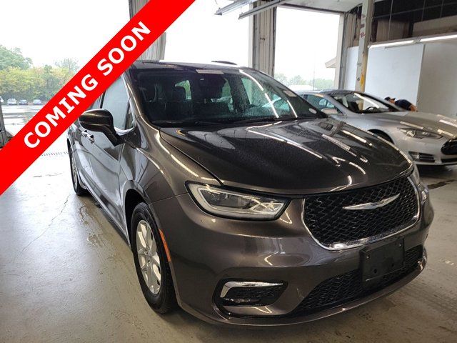 2022 Chrysler Pacifica Touring-L