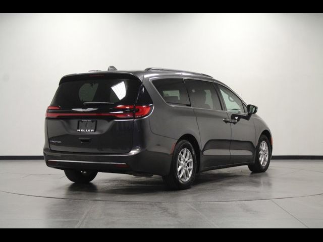 2022 Chrysler Pacifica Touring-L