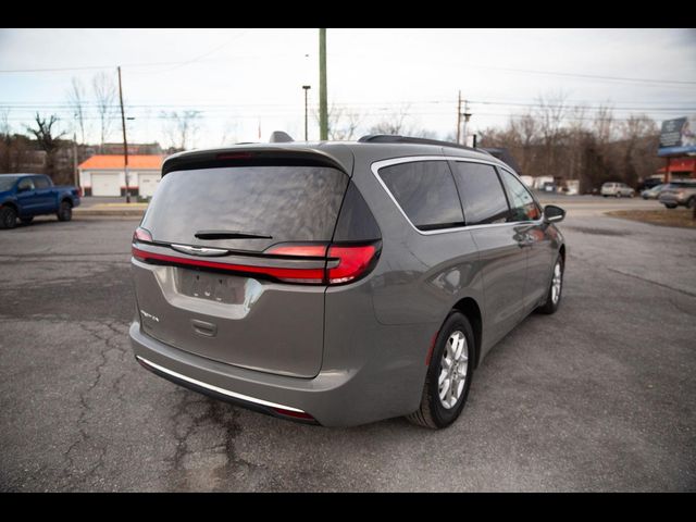 2022 Chrysler Pacifica Touring-L