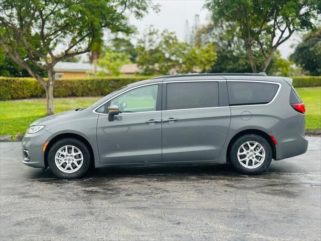 2022 Chrysler Pacifica Touring-L