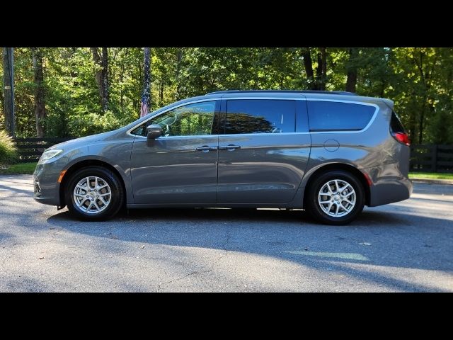 2022 Chrysler Pacifica Touring-L