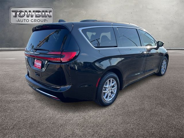 2022 Chrysler Pacifica Touring-L