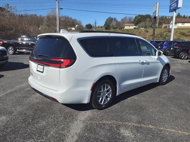 2022 Chrysler Pacifica Touring-L