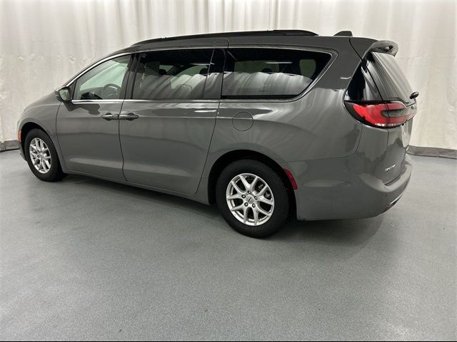 2022 Chrysler Pacifica Touring-L