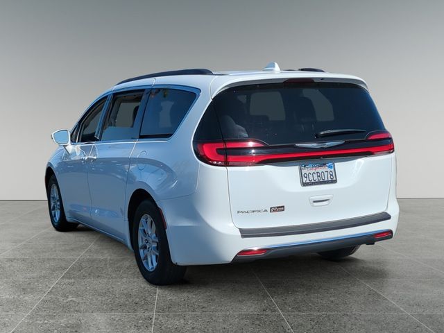 2022 Chrysler Pacifica Touring-L