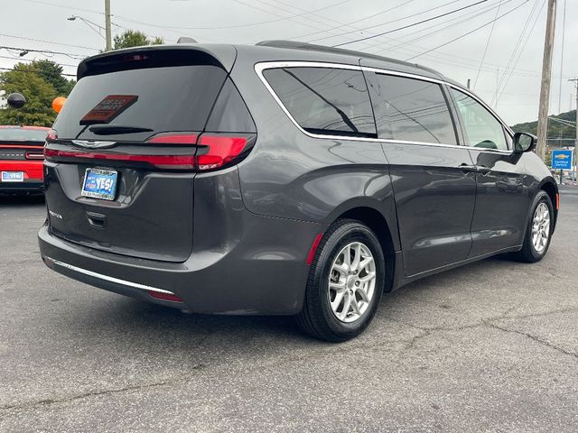 2022 Chrysler Pacifica Touring-L