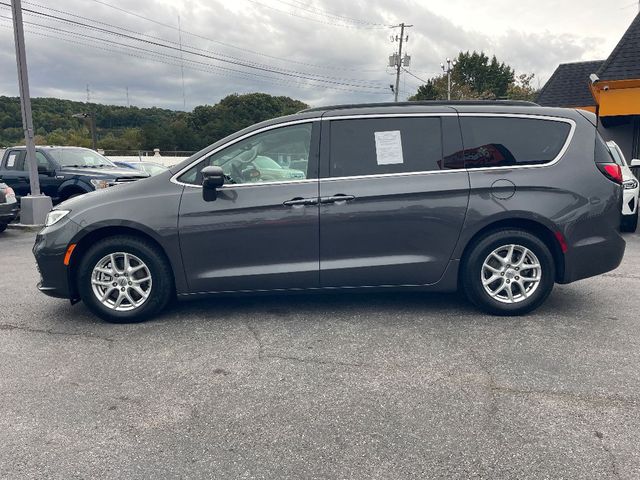 2022 Chrysler Pacifica Touring-L