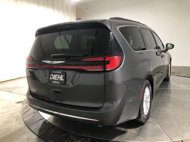 2022 Chrysler Pacifica Touring-L