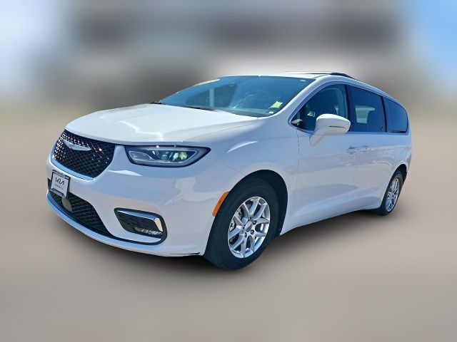 2022 Chrysler Pacifica Touring-L