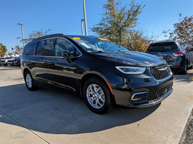 2022 Chrysler Pacifica Touring-L