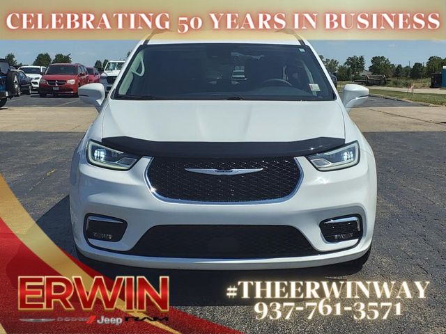 2022 Chrysler Pacifica Touring-L