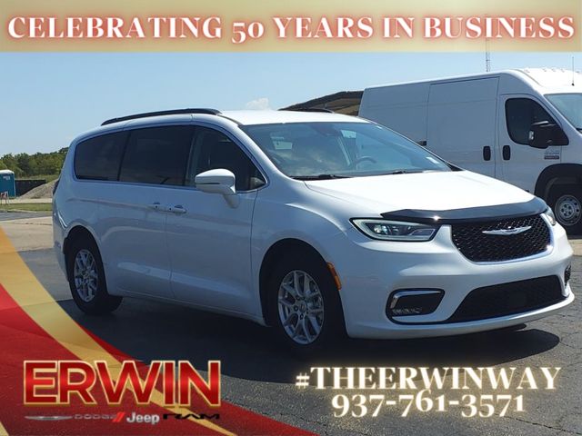 2022 Chrysler Pacifica Touring-L