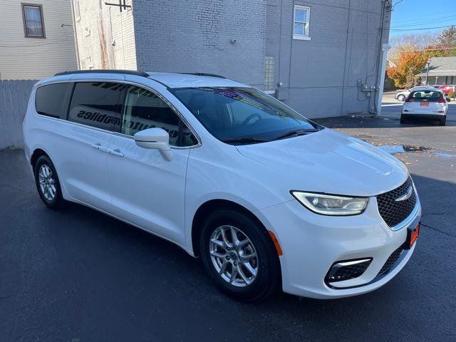 2022 Chrysler Pacifica Touring-L