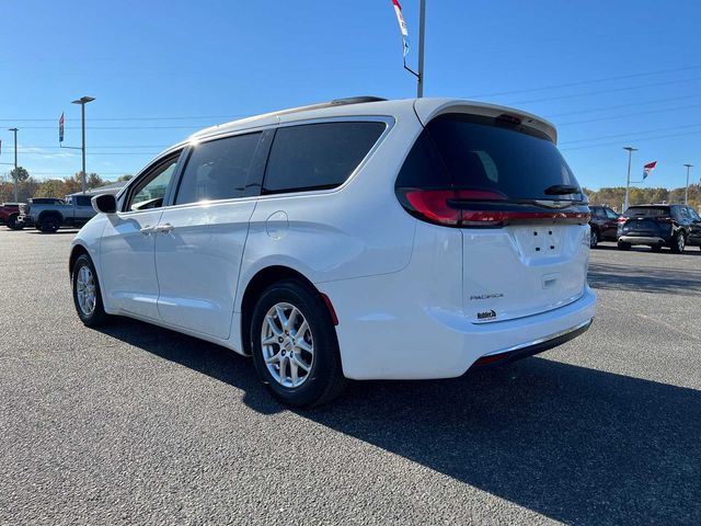 2022 Chrysler Pacifica Touring-L